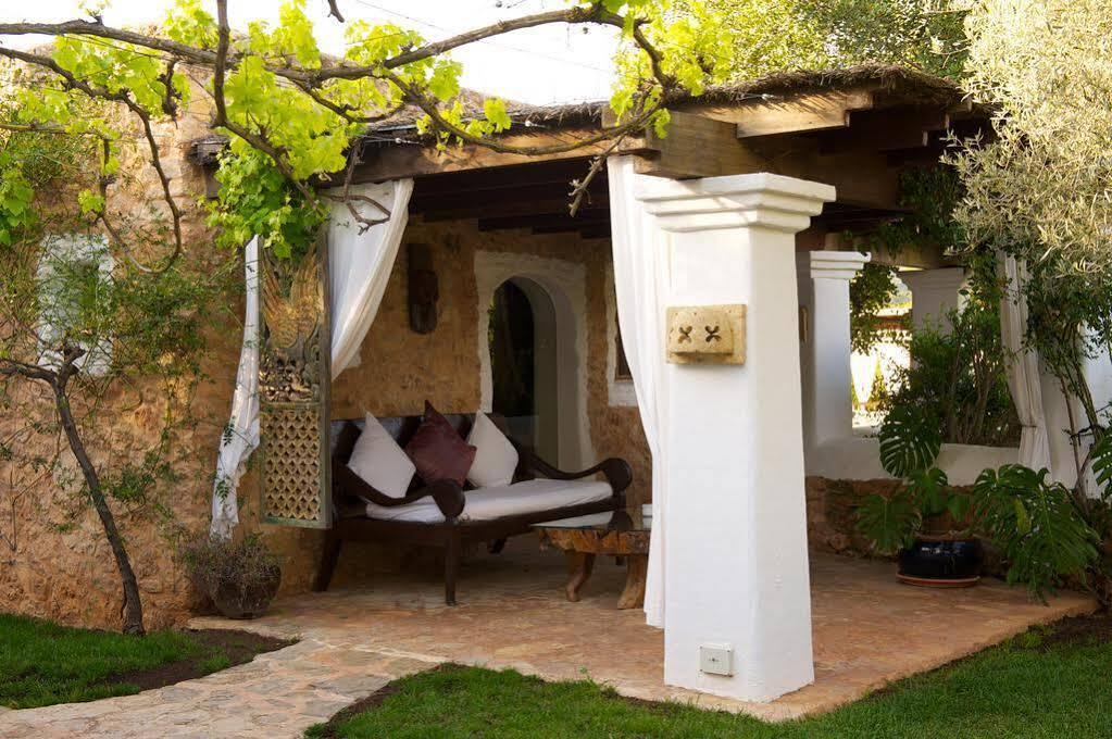 Agroturismo Atzaro Santa Eularia des Riu Exteriör bild