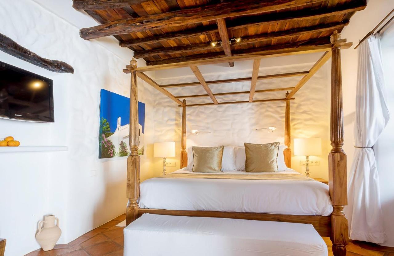 Agroturismo Atzaro Santa Eularia des Riu Exteriör bild