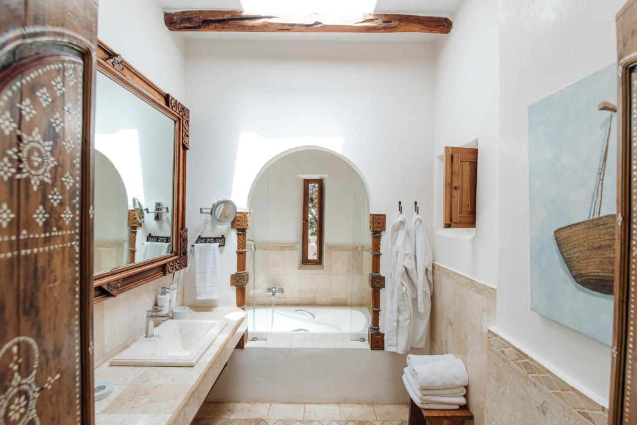 Agroturismo Atzaro Santa Eularia des Riu Exteriör bild